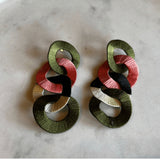 Aretes Wavy Círculos largos