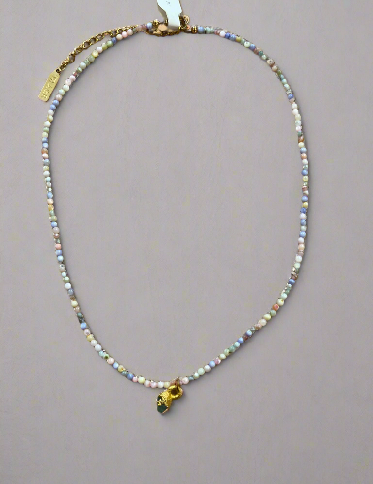 Collar Pebbles
